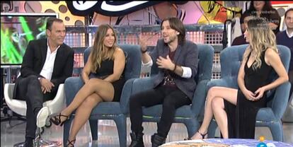 Carlos Lozano y algunos de los 'triunfitos' en 'Sálvame.