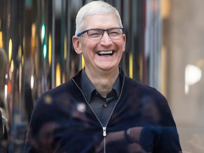 Apple CEO Tim Cook during the presentation of the Vision Pro glasses in New York, on February 2.