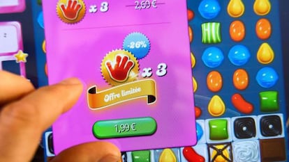 Activision compra el estudio del adictivo Candy Crush Saga por 5.900 millones de dólares.