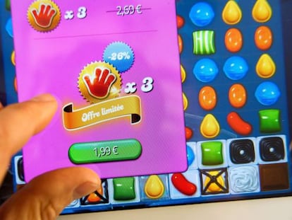 Activision compra el estudio del adictivo Candy Crush Saga por 5.900 millones de dólares.