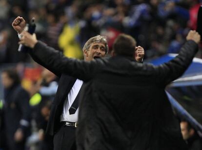 Pellegrini celebra la victoria de su equipo.