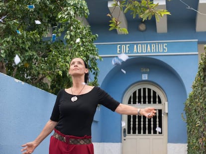 Cena de 'Aquarius' com Sônia Braga.