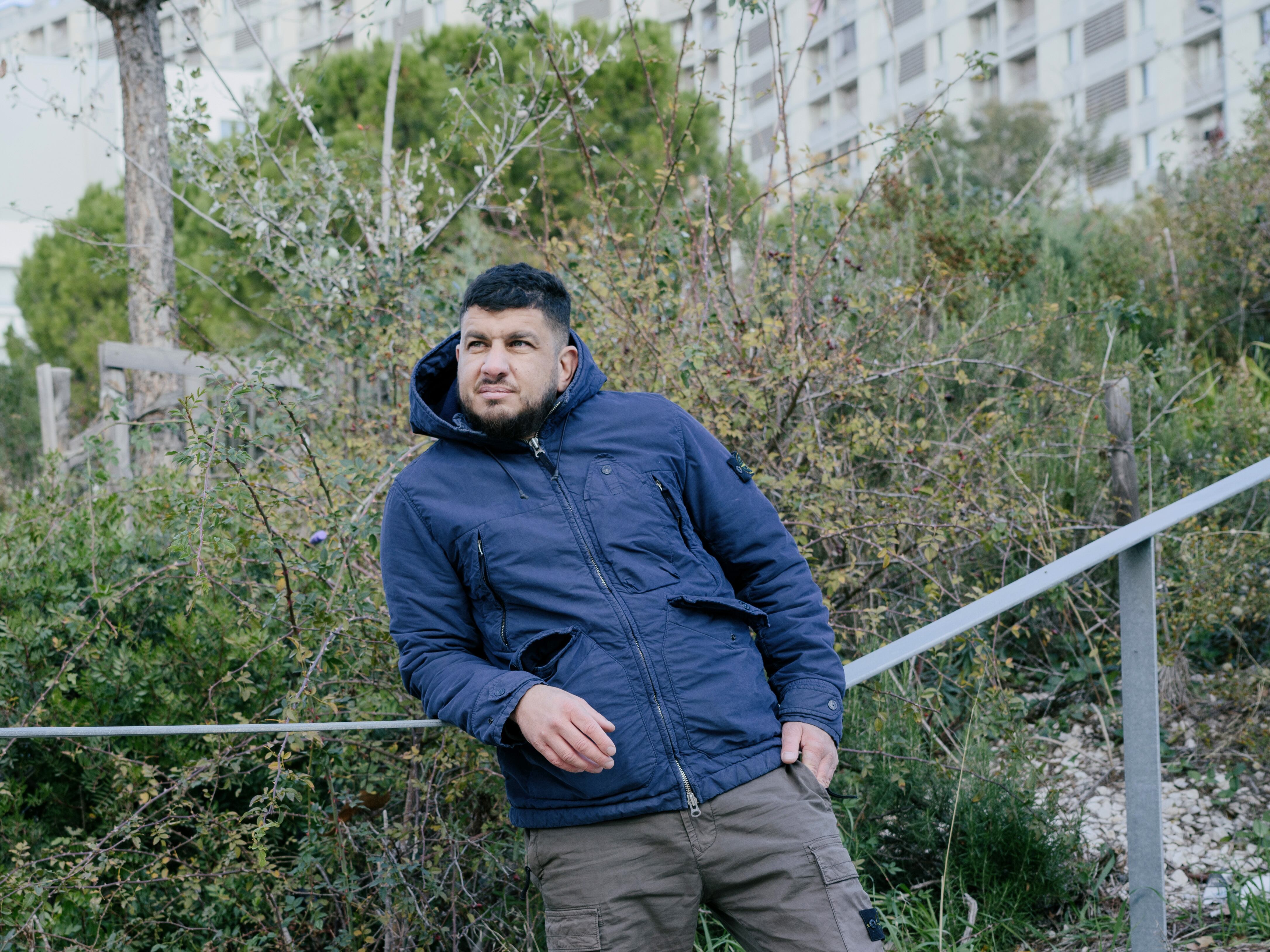 Momo Benmedoour, activista y trabajador social en el barrio de Malpassé.