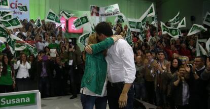 Susana Díaz y Pedro Sánchez en el mitin de Sevilla