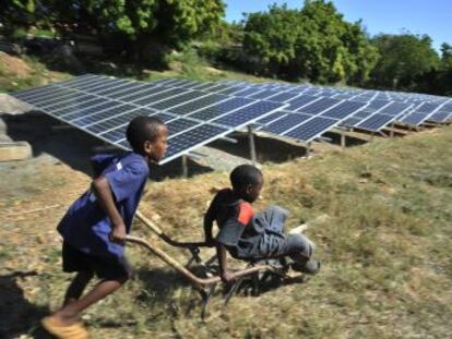 Kenia es uno de los países de África que más apuesta por las energías renovables. La solar está en auge