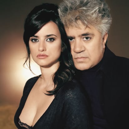 Pedro Almodóvar le dio a Penélope Cruz el papel de Raimunda, y la crítica se volvió loca. la actriz no ha parado de recibir premios por su actuación en 'Volver'.