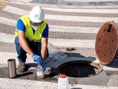 La empresa suministradora Global Omnium mantendrá cuatro puntos de control de covid-19 en las aguas residuales en Valencia.