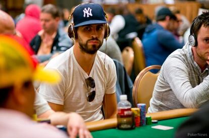 Piqué jugando al póquer en Las Vegas