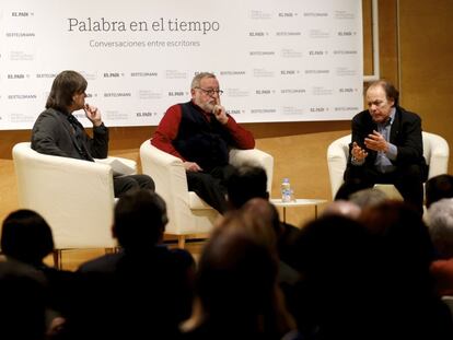 Charla entre Fernando Savater y Javier Marias junto a Jacinto Anton en el Espacio Bertelsmann