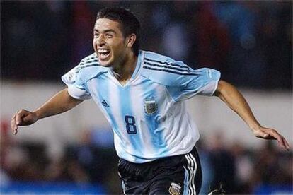 Riquelme, el mejor de nuevo de la selección argentina.