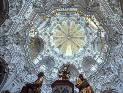 Detalle del interior de la cúpula de la iglesia de la Asunción, en la localidad de Priego de Córdoba.