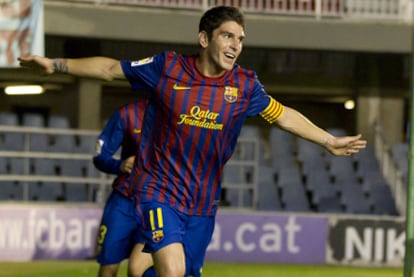 Jonathan Soriano celebra uno de sus goles frente al Celta.