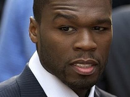 Curtis Jackson, el rapero mundialmente conocido como 50 Cent, ha ganado un juicio millonario contra su ex novia y madre de su hijo, Shaniqua Tompkins, quien mantenía que el cantante le prometió en una ocasión que le daría la mitad de su fortuna para el resto de su vida. y así se lo trasladó a los tribunales. El juez no ha accedido a la demanda y el cantante de rap, que se encuentra entre los diez afroamericanos más ricos de Estados Unidos, se ha ahorrado 50 millones de dólares