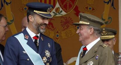 Prince Felipe and his father, King Juan Carlos, during a military parade. 