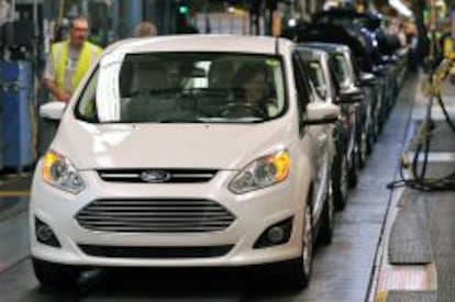 El Ford C-Max Hybrid en una f&aacute;brica estadounidense