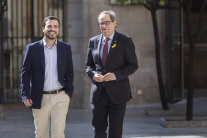 El coordinador de Izquierda Unida Alberto Garzón con Quim Torra.