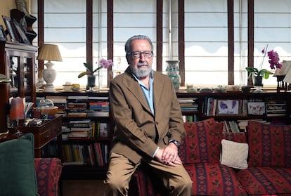 Jose Ramón Pardo, periodista musical, en su casa en Madrid.