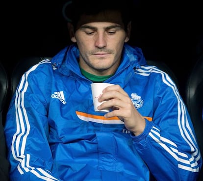 Casillas on the Real bench during the Madrid derby in September.