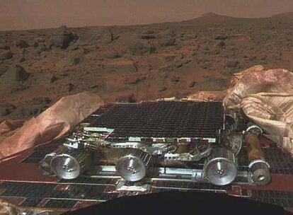 Imagen de Marte, con el robot exploratorio 'Sojourner'.
