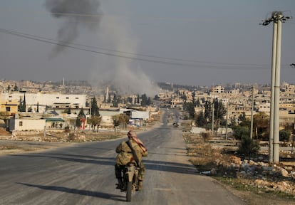 Conflicto de Oriente Próximo, en directo | Siria y Rusia bombardean Alepo por primera vez desde 2016 | Internacional | EL PAÍS