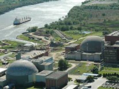 Vista aérea das usinas nucleares Atucha I e Atucha II, em Zárate, Buenos Aires.