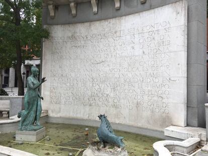 Monumento en el Paseo de Prado.