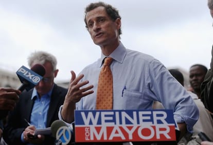 Anthony Weiner en un acto de campaña en Harlem.