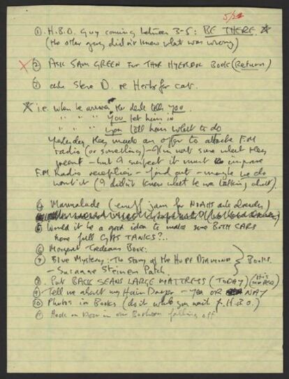 Nota manuscrita de John Lennon con instrucciones para su asistente, Frederic Seaman.