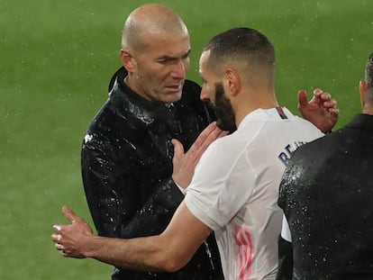 Zidane y Benzema, el pasado abril en el último clásico.