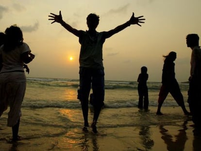 Fiesta de la luna llena en la playa de Koh Phagan, en Tailandia. 