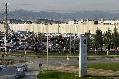 Vista de la fábrica de Nissan en la Zona Franca de Barcelona.