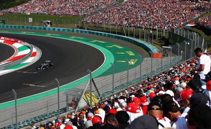 Lewis Hamilton del equipo Mercedes en el Gran Premio de Hungría.