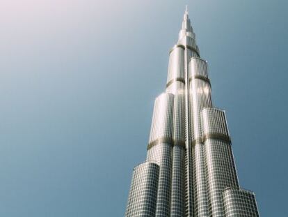 Vista del edificio Burj Khalifa, el más alto del mundo, en Dubái.