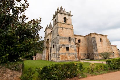San Martín de Tours (Cigüenza, Cantabria).