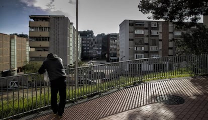 Intentos de suicidio del barrio más pobre triplican la media de Barcelona