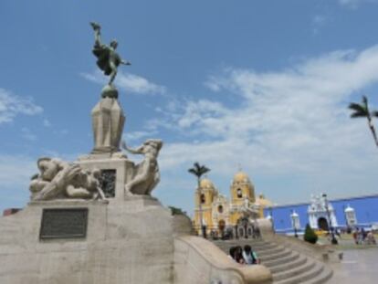 Plaza de Armas de Trujillo.
