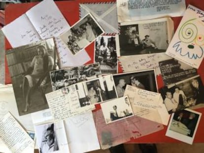 Cartas y fotos del matrimonio Kerrigan de Borges, Cortázar, Reinaldo Arenas, Ozick, Alberti, Barral, Goytisolo, Salinas, Cela, Aranguren, Américo Castro, Aleixandre, Graves, Carles Riba…