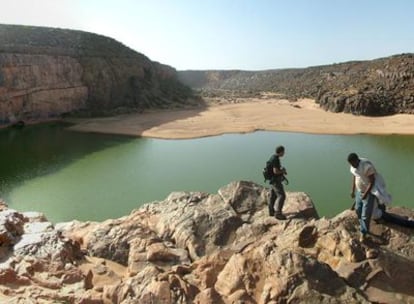 Laguna en el Guelta de Matmata (Mauritania)