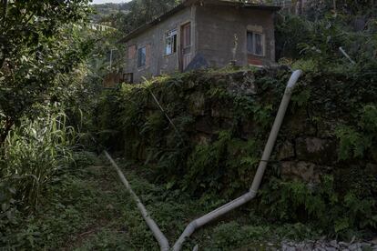 comunidad de Vale do Encantado está ubicada en una de las montañas que conforman Alto da Boa Vista, un barrio de la ciudad de Río de Janeiro, Brasil