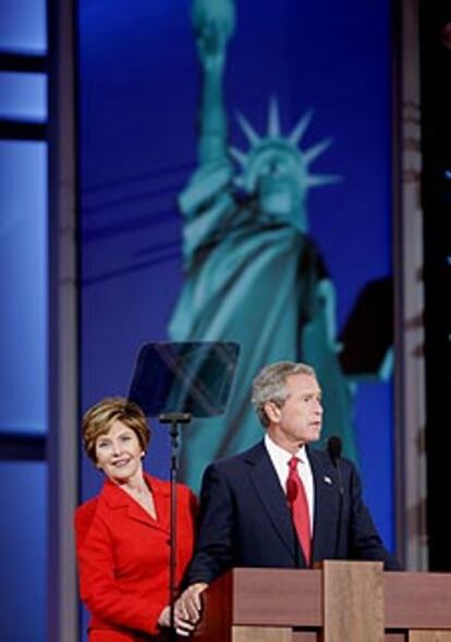 George y Laura Bush, durante la convención de Nueva York.