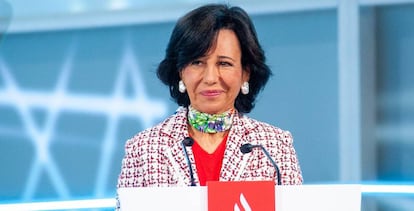 La presidenta de Banco Santander, Ana Botín, en la junta general ordinaria de accionistas 2022.