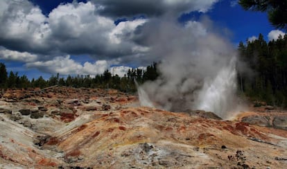 El géiser Streamboat, en el parque de Yellowstone.