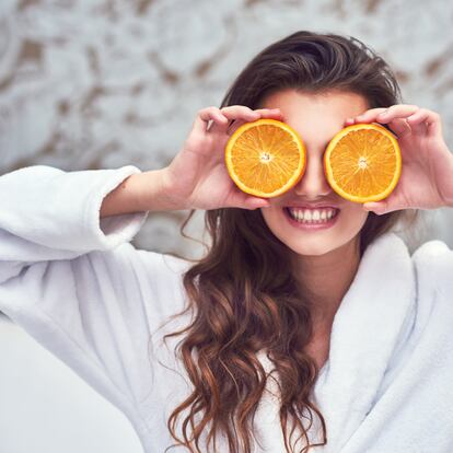 La vitamina C tiene grandes propiedades para la piel.