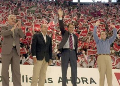 Maragall, Chaves, Zapatero y Simancas, hoy en Vista Alegre.