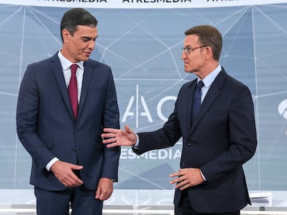 Pedro Sánchez y Alberto Núñez Feijóo, antes del cara a cara en Atresmedia.