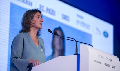 Teresa Ribera, ministra para la Transición Ecológica en funciones, en el evento 'Los Retos del Coche Eléctrico' este jueves. 