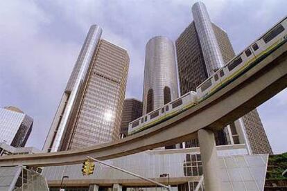 La deuda de General Motors (en la imagen la sede del grupo en Detroit) ha desalentado al inversor.