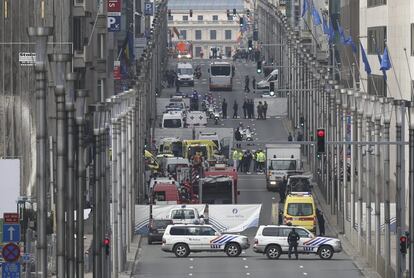 Serveis d'emergència a l'estació de metro de Malbeek a Brussel·les.  

