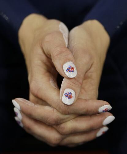 Detalle de las uñas de la ciclista británica Victoria Pendleton.