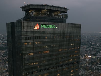 La Torre de Petróleos Mexicanos, en Ciudad de México, en mayo de 2023.